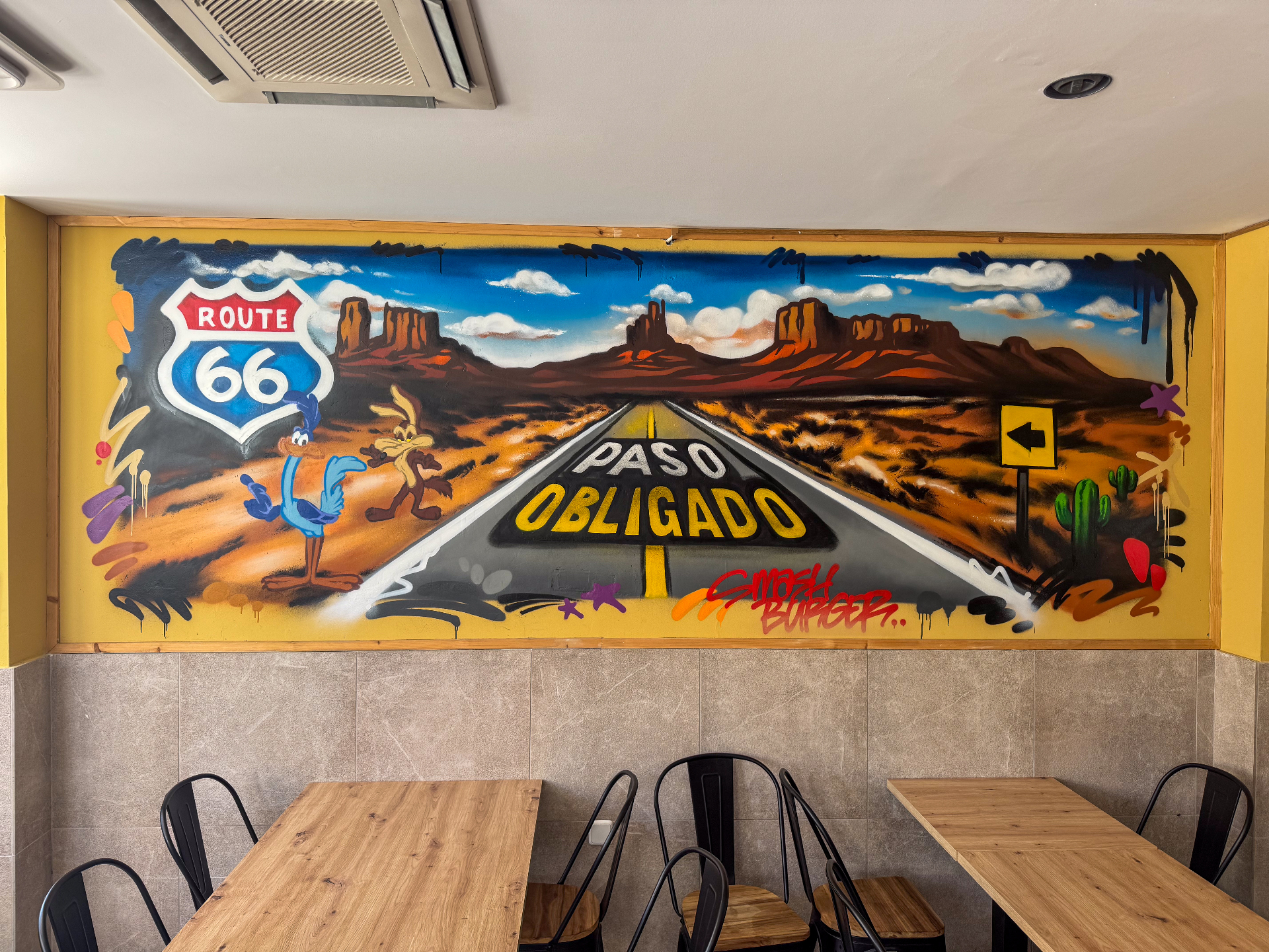 Interior Paso Obligado