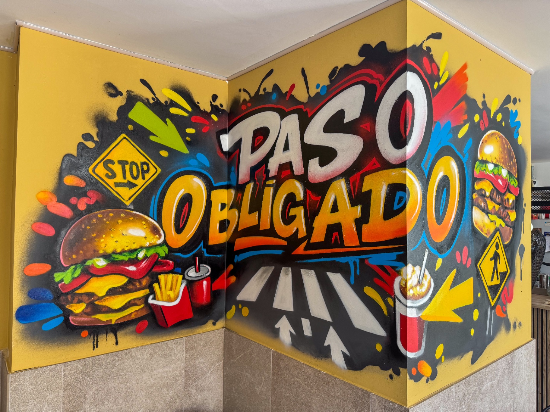 Arte urbano Paso Obligado